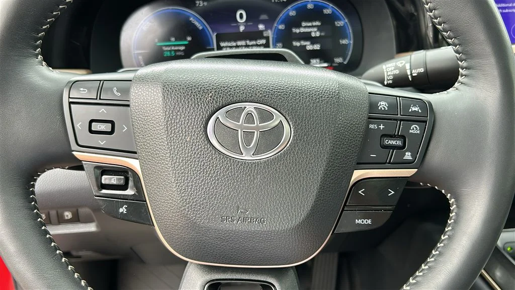 Used 2025 Red Toyota Platinum image 11