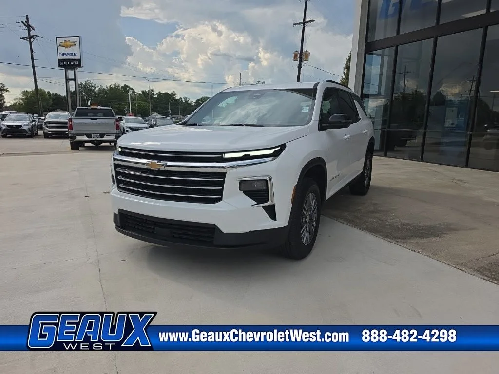 Used 2026 White Chevrolet LT image 3
