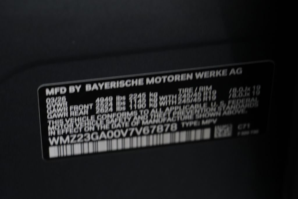 New 2027 Green MINI Iconic image 24