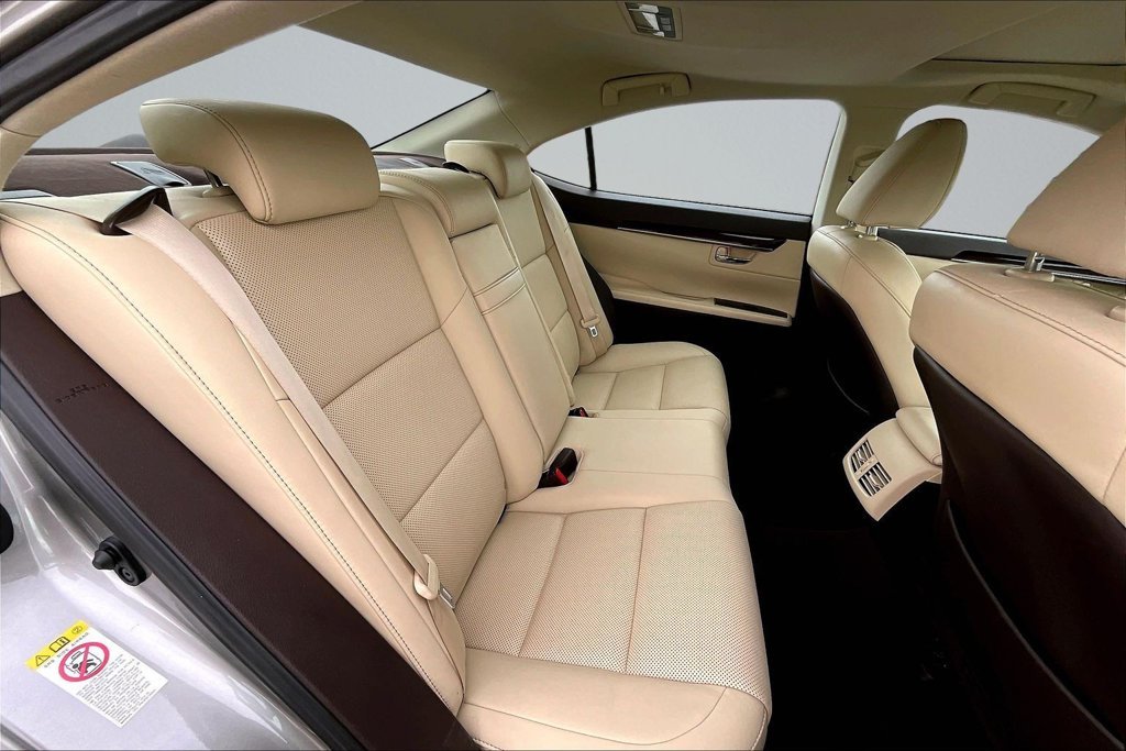 Used 2017 Silver Lexus 350 image 25