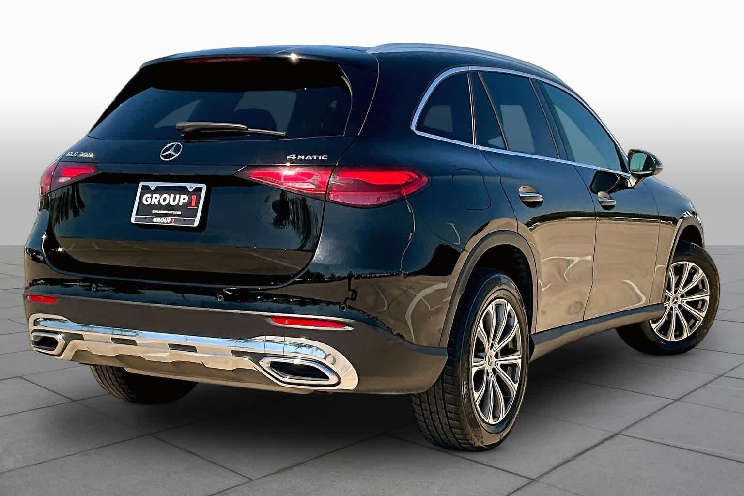 Used 2024 Black Mercedes-Benz GLC 300 image 13