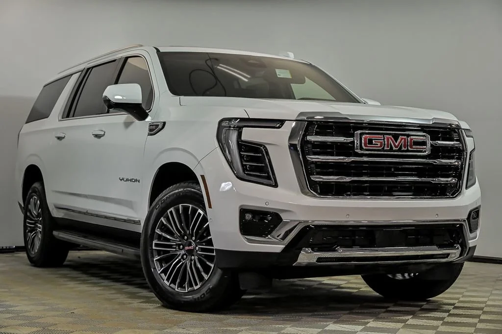2026 GMC Yukon 4WD Elevation's photo