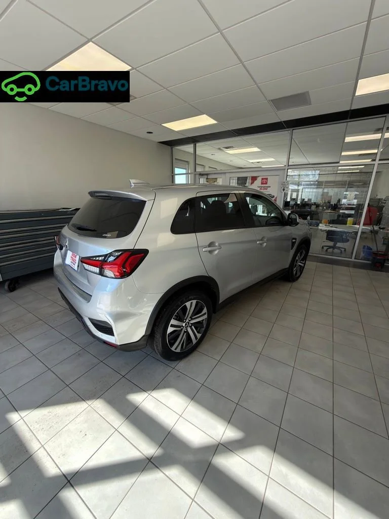2025 Mitsubishi Outlander Sport ES - Photo 20