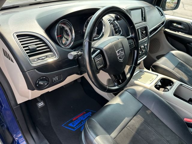 Certified Used 2020 Indigo Blue Clearcoat Dodge SXT image 22