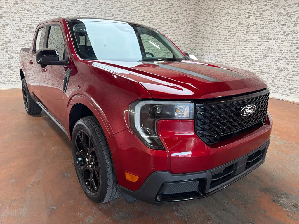 Used 2025 Ruby Red Met Tinted CC Ford Lariat image 9