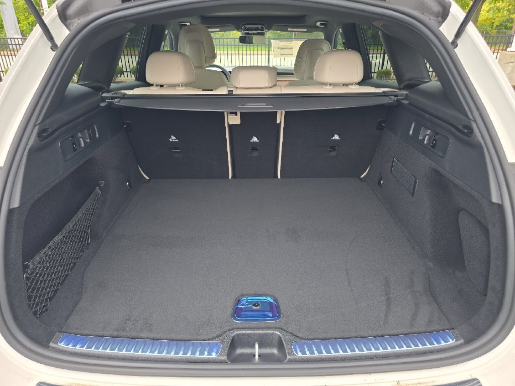 New 2026 Polar White Mercedes-Benz GLC 300 image 66