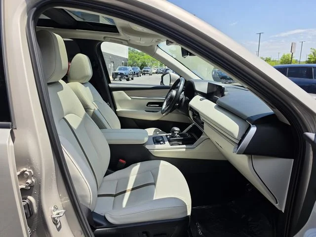 Certified Used 2024 Platinum Mazda 3.3 Turbo S Premium image 11