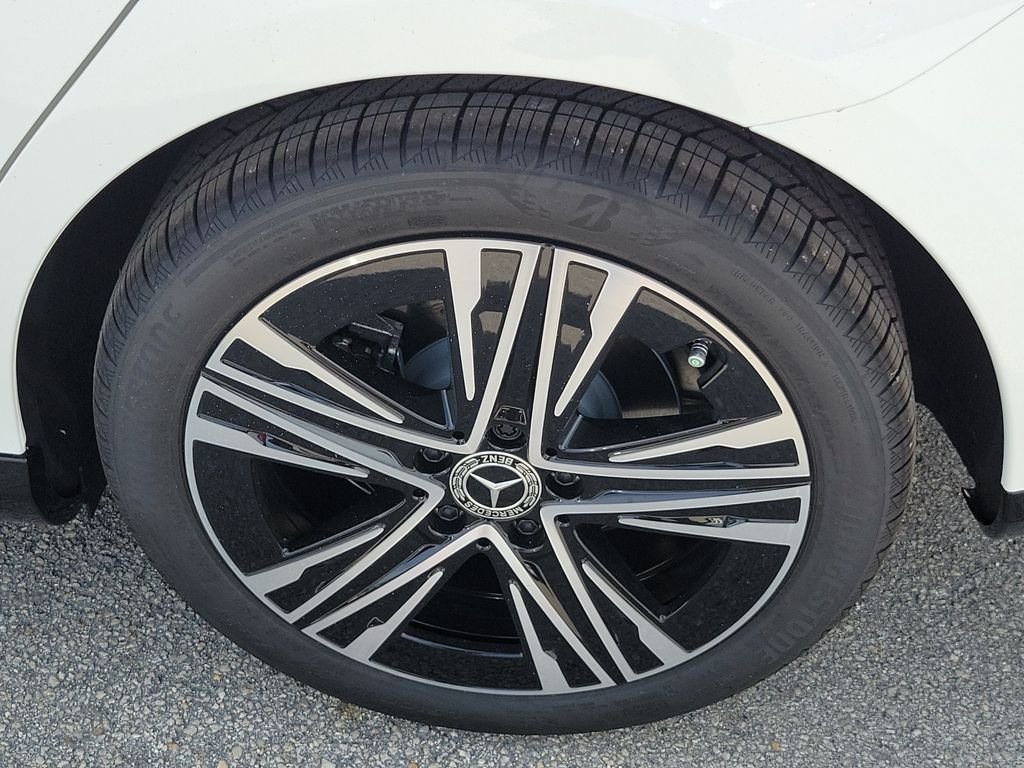 New 2027 Polar White Mercedes-Benz CLA 220 image 8