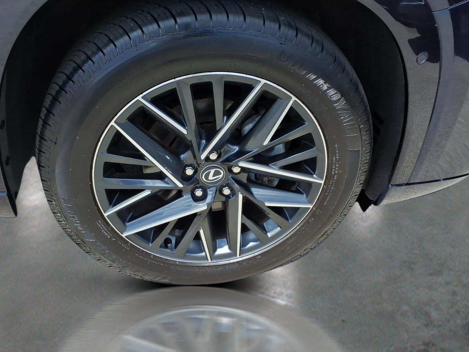 Used 2024 Nightfall Mica 8x5 Lexus Premium image 10
