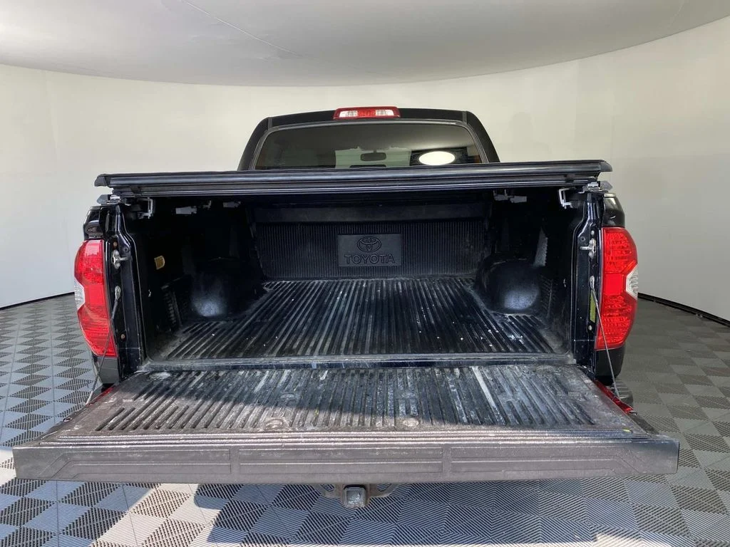 Used 2017 Black Toyota SR5 image 7