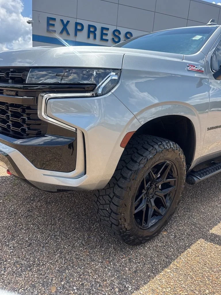 Used 2024 Sterling Gray Metallic Chevrolet Z71 image 2