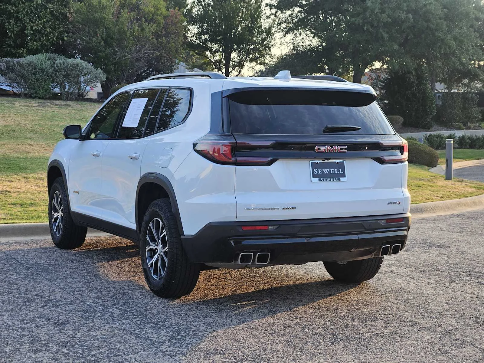 Used 2025 Summit White GMC AWD AT4 image 3