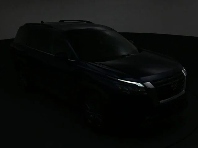 Used 2025 Blue Nissan SV image 31