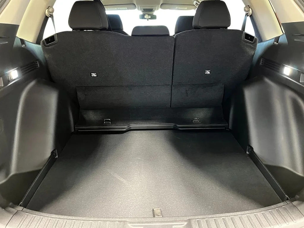 New 2026 Urban Gray Pearl Honda LX image 25