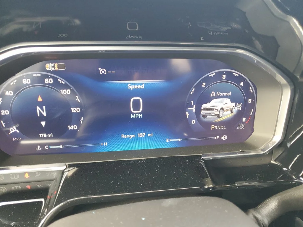 New 2026 Black Chevrolet LT (2FL) image 9