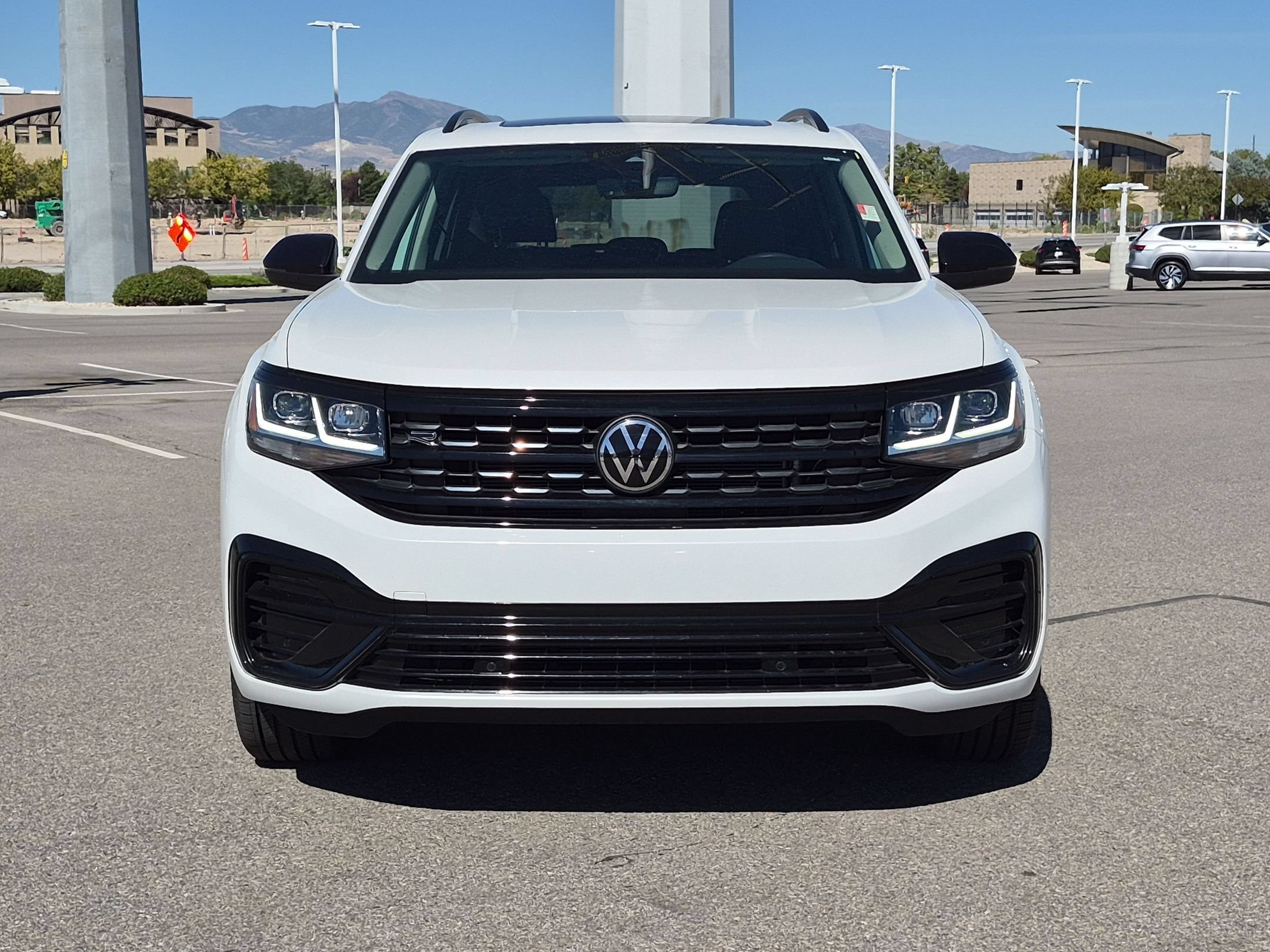 Used 2023 Opal White Volkswagen 3.6L V6 SEL R-Line Black image 9