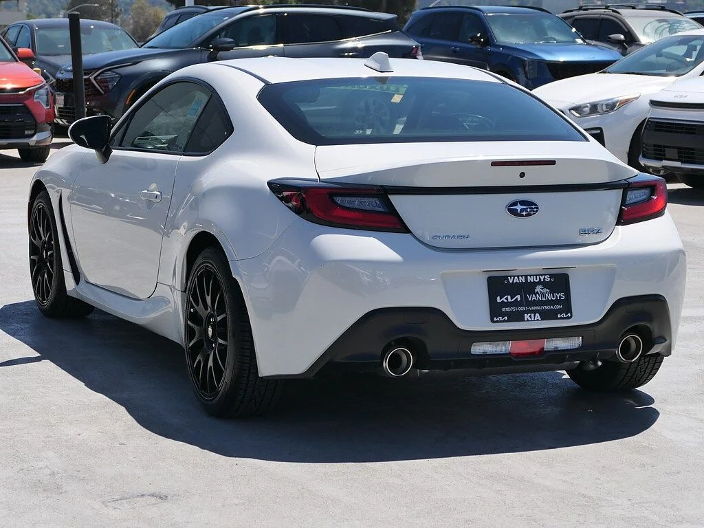 Used 2023 White Subaru Limited image 7