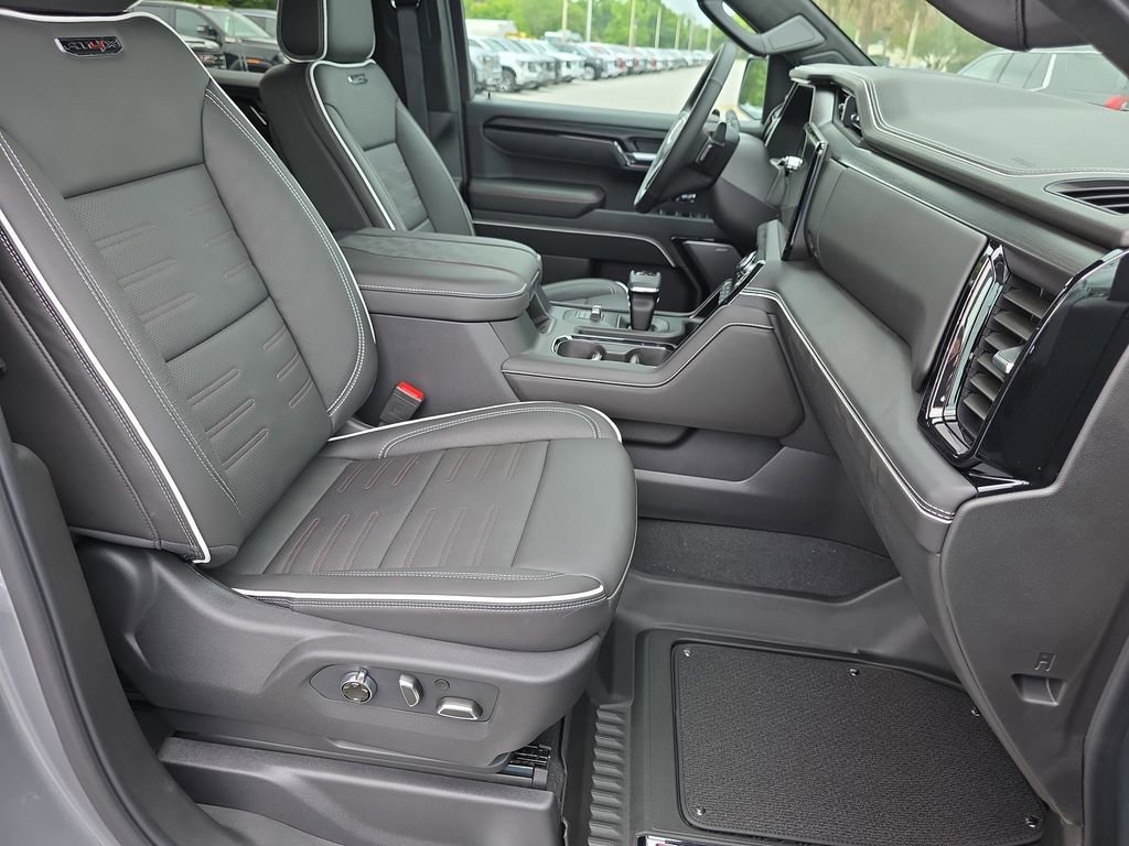 New 2026 Sterling Metallic GMC AT4X image 35