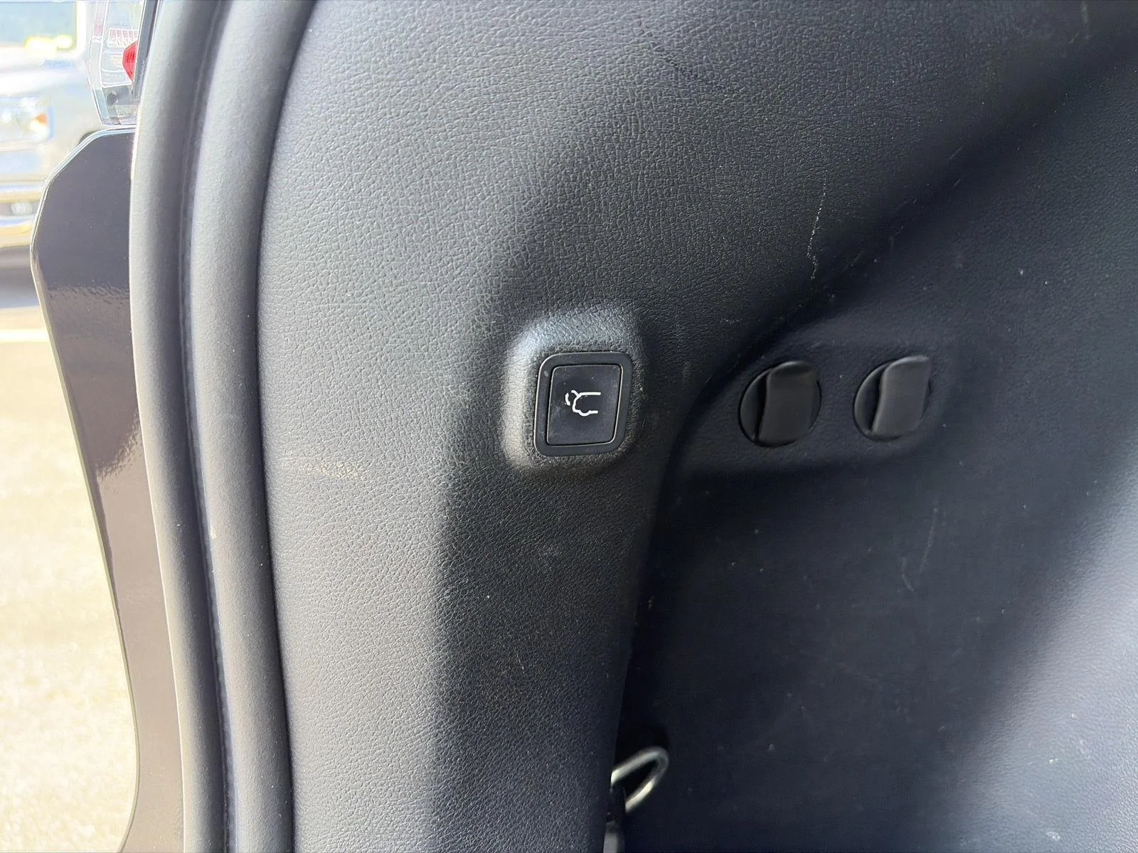 Used 2020 Diamond Black Crystal Pearlcoat Jeep Limited image 19