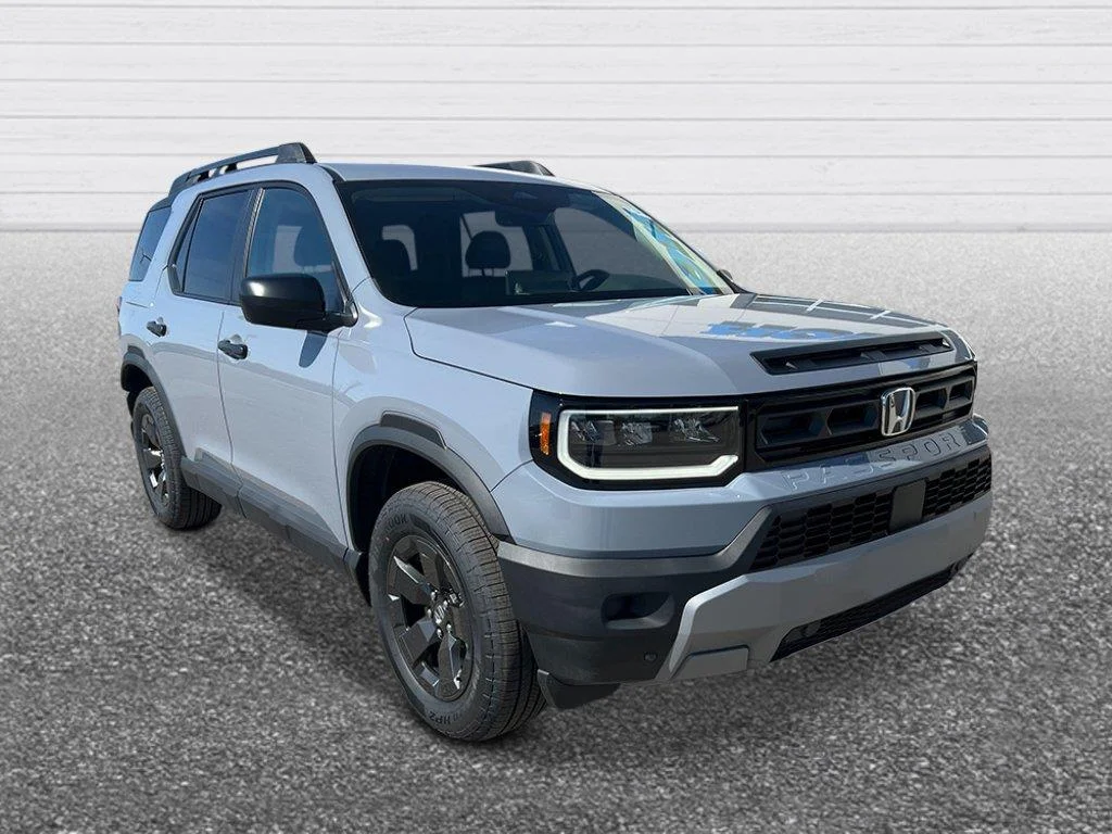 New 2026 Sonic Gray Pearl Honda RTL image 6