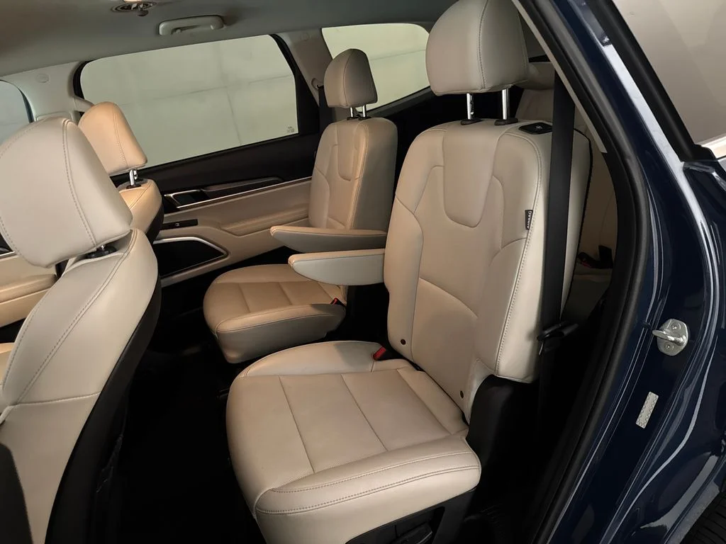 Certified Used 2024 Black Kia S image 29