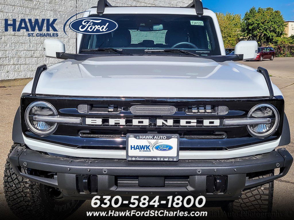 New 2024 White Ford Outer Banks image 4