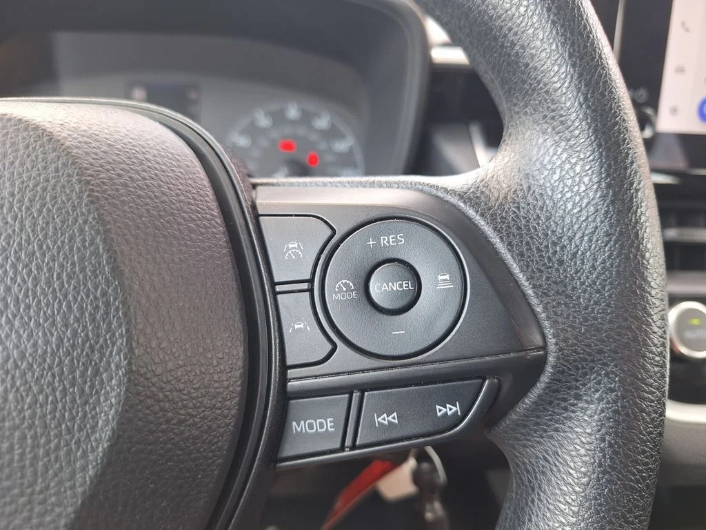 2024 Toyota Corolla LE - Photo 14
