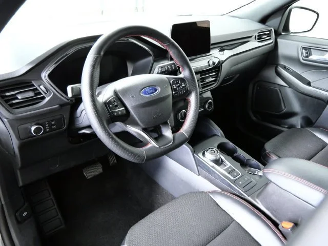 Certified Used 2025 Gray Ford ST-Line image 3