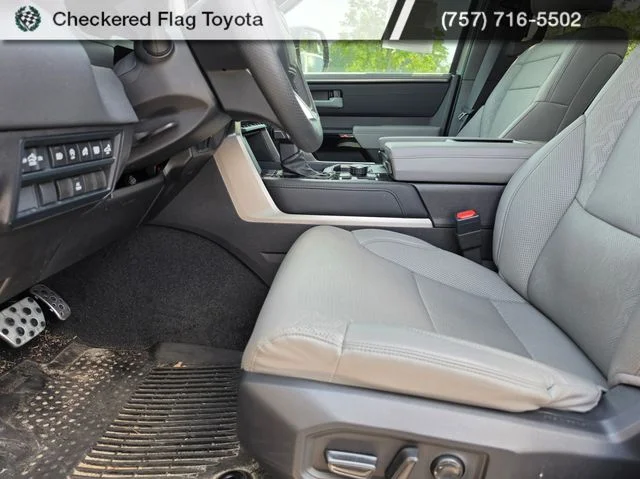 Used 2025 Lunar Rock Toyota Limited image 10