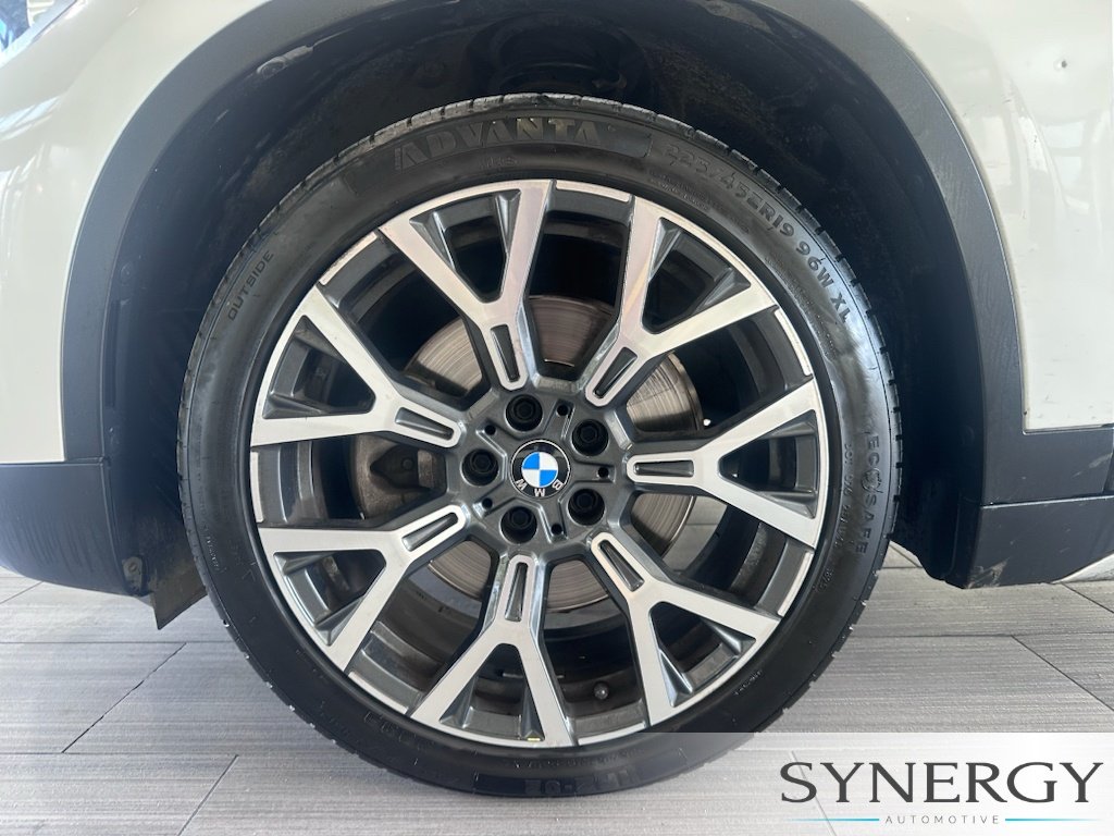 Used 2020 Alpine White BMW sDrive28i image 12
