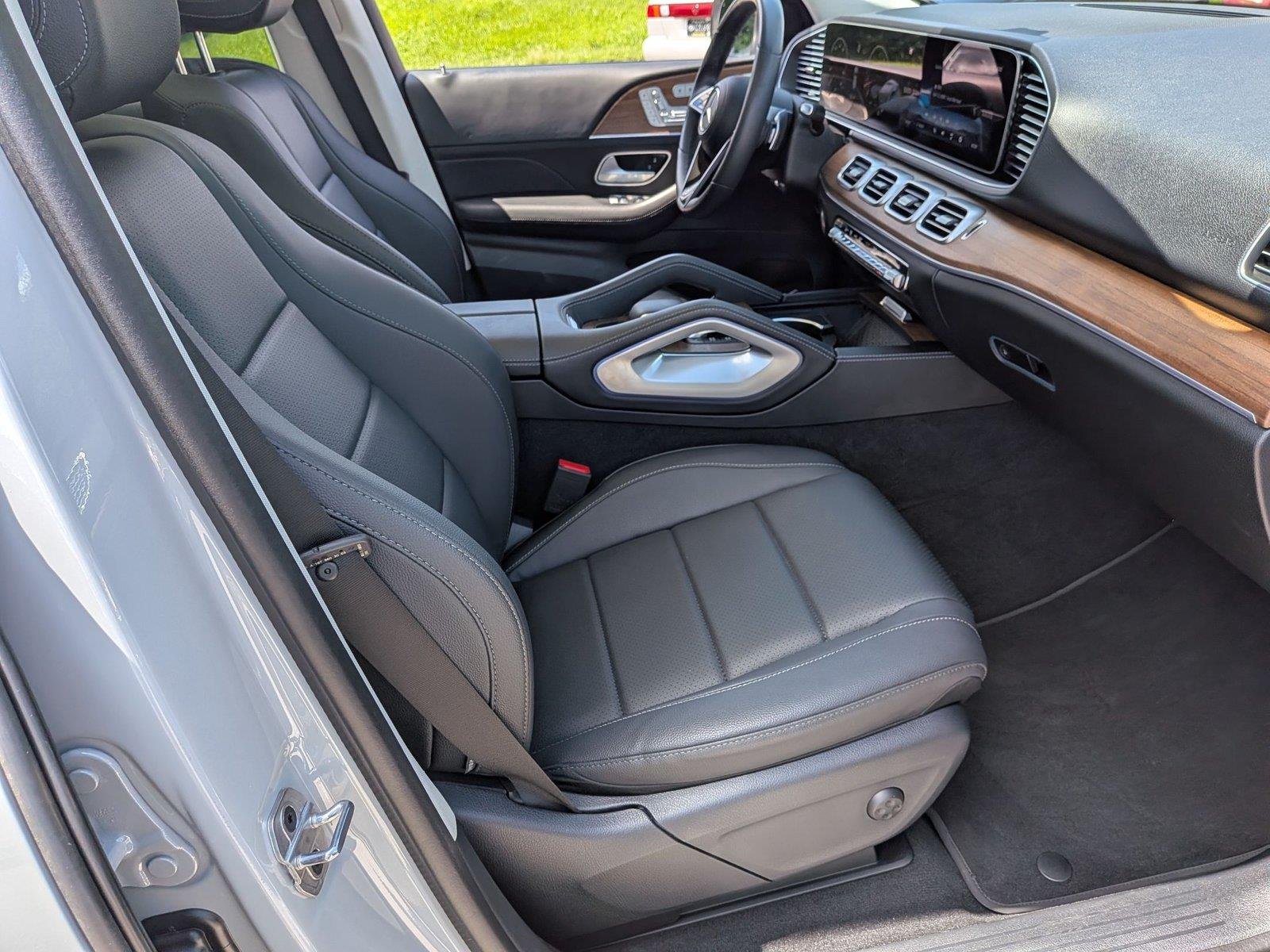 Used 2024 MANUFAKTUR Alpine Grey Mercedes-Benz GLE 350 image 38