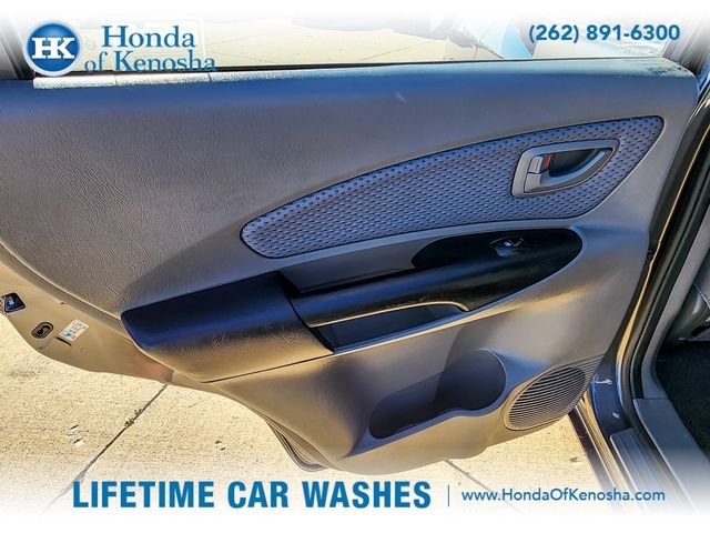 Used 2009 Dark Titanium Hyundai GLS image 18