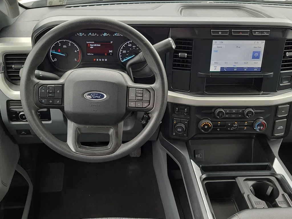 Used 2024 White Ford XLT image 17