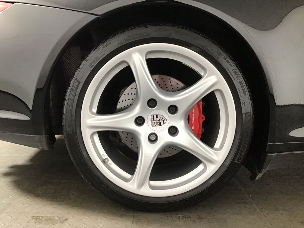 Used 2012  Porsche Carrera 4S image 18