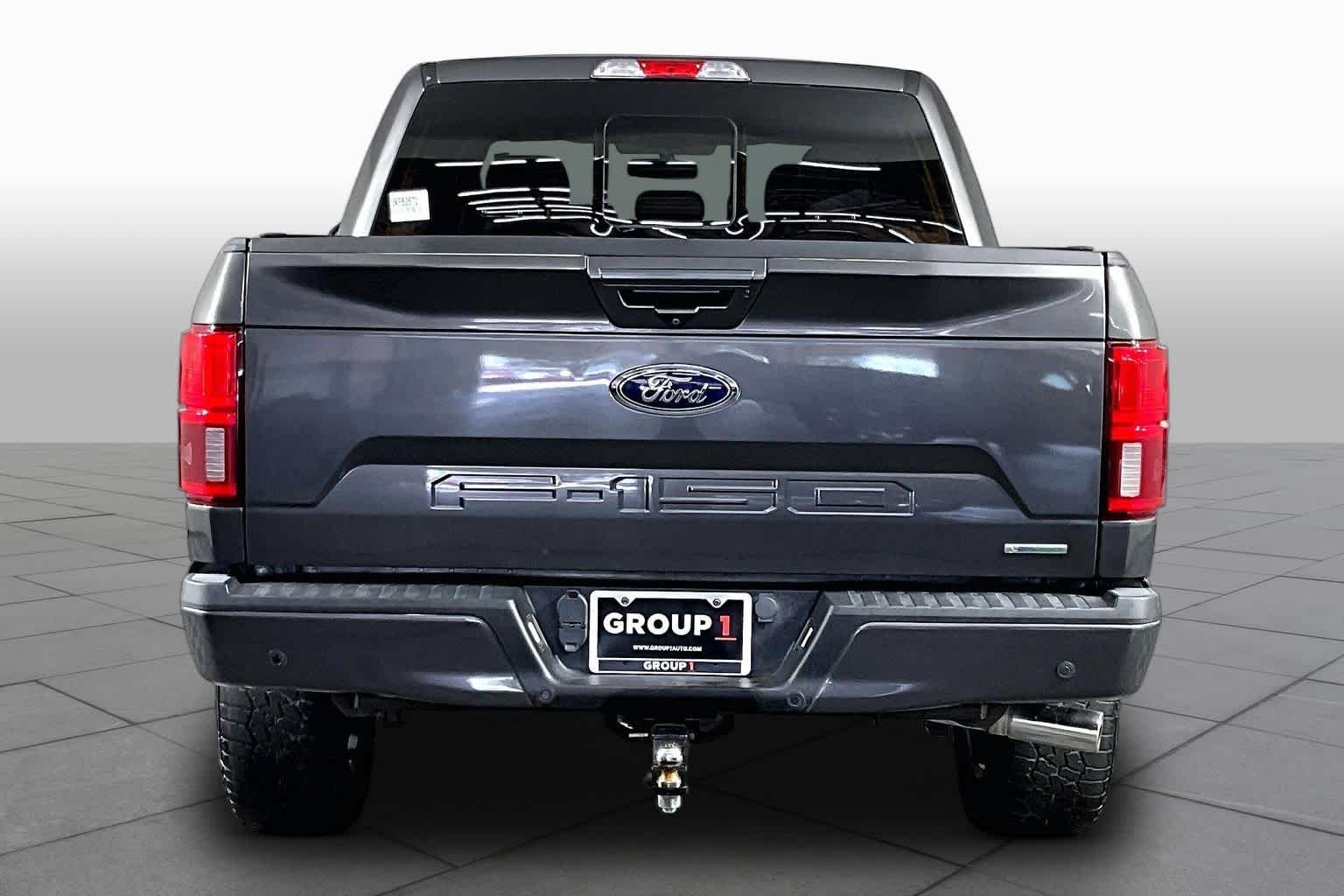 Used 2018 Magnetic Ford LARIAT image 5
