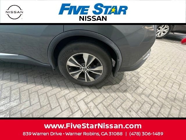 Used 2020 Gray Nissan SV image 25