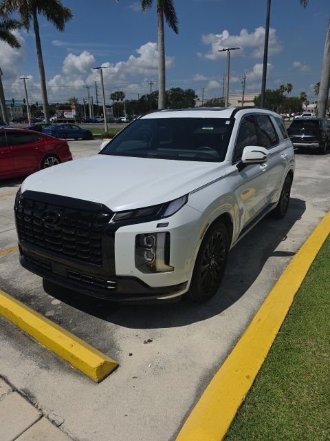 Used 2024 White Hyundai Calligraphy Night Edition image 1