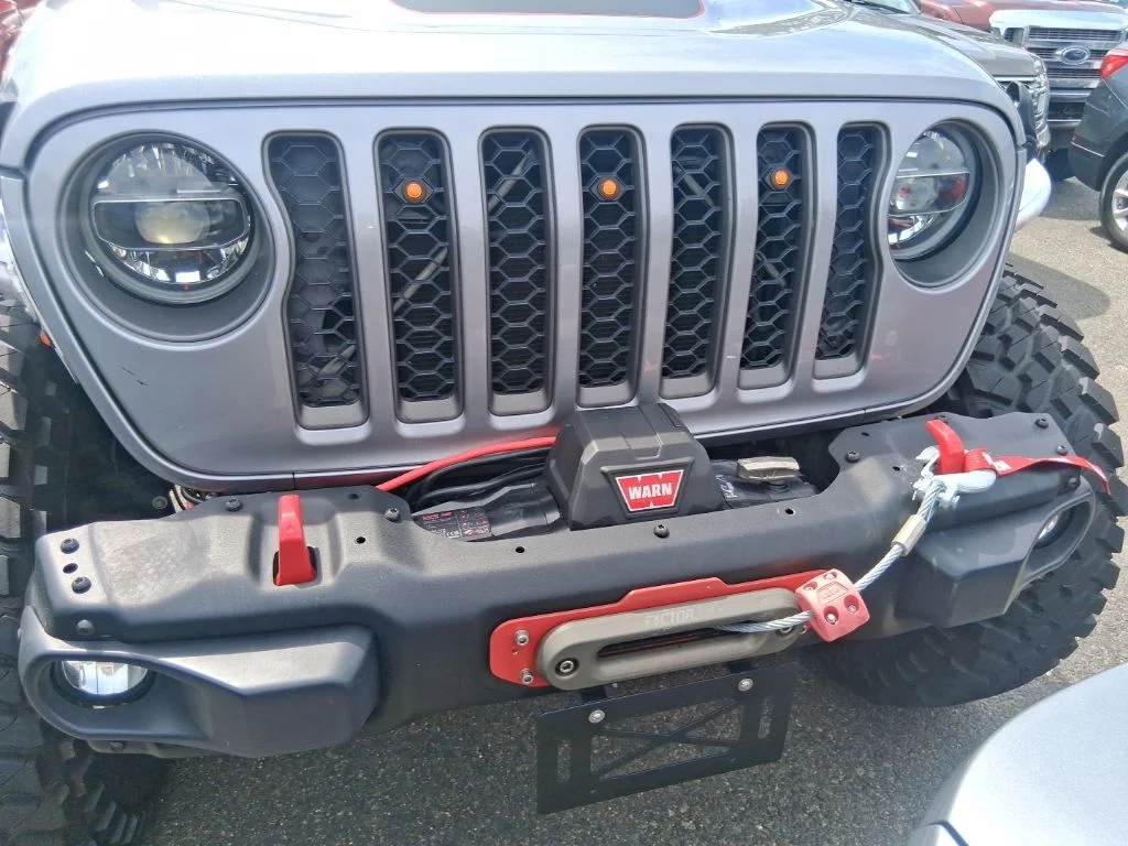 Used 2020 Silver Jeep Rubicon image 2