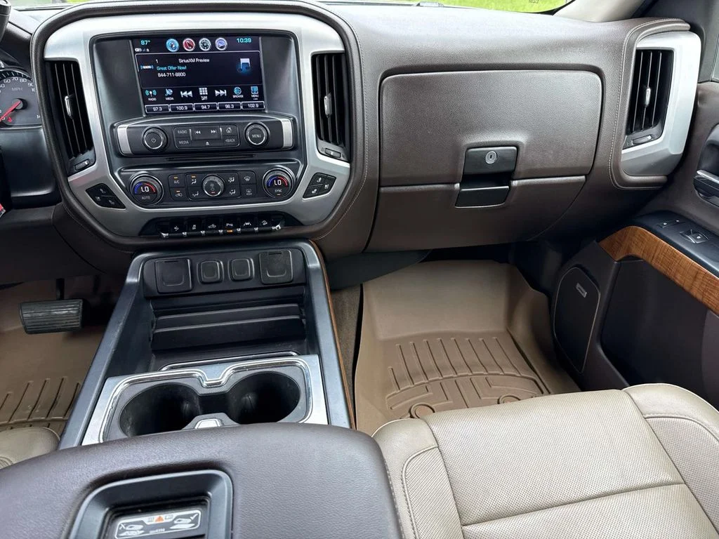 Used 2017 Gray GMC SLT image 29