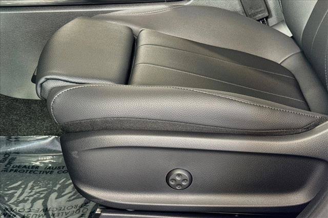 New 2026 Polar White Mercedes-Benz GLA 250 image 47