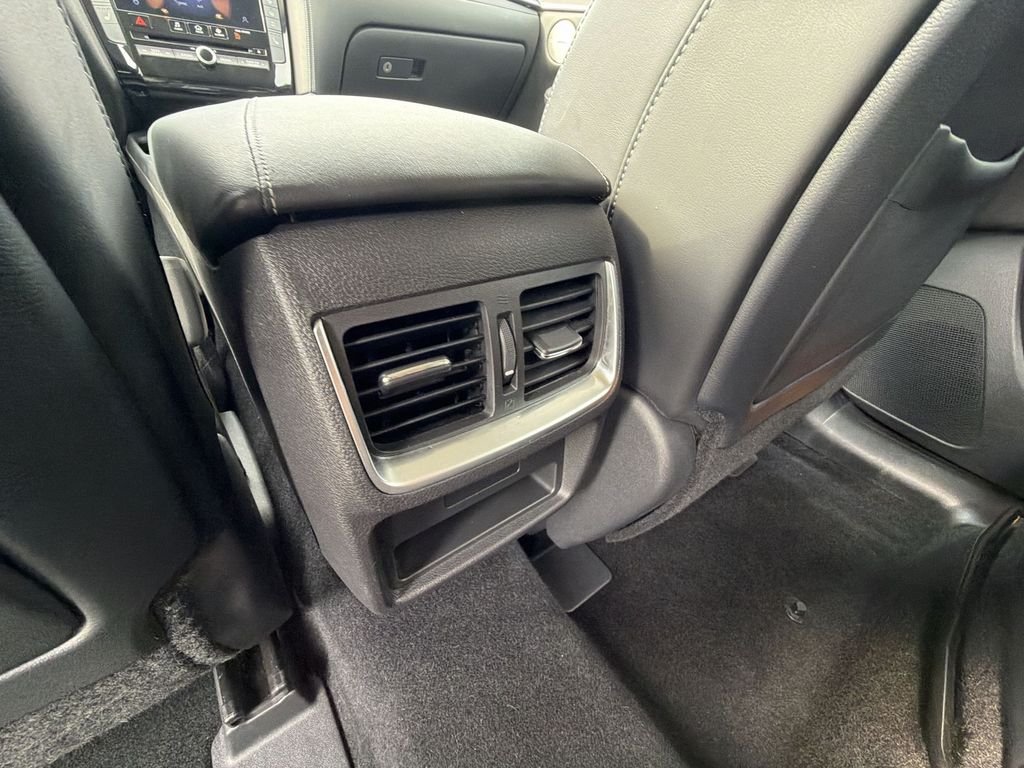 Certified Used 2023 Radiant White INFINITI LUXE image 23