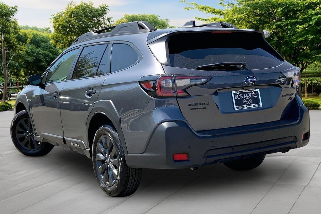 Used 2025 Gray Subaru Onyx Edition XT image 4