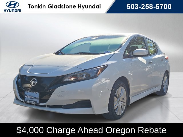 Used 2025 Glacier White Nissan S image 7