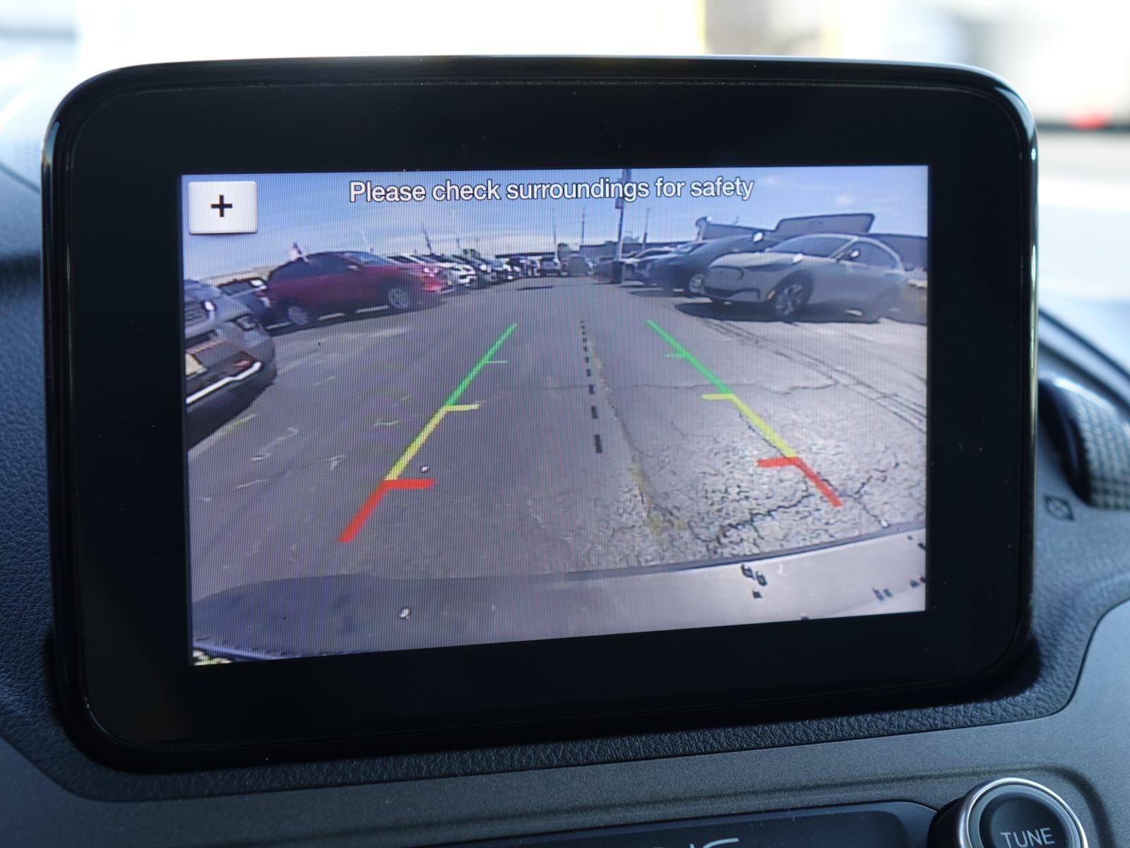 Used 2019 Frozen White Ford XLT image 16