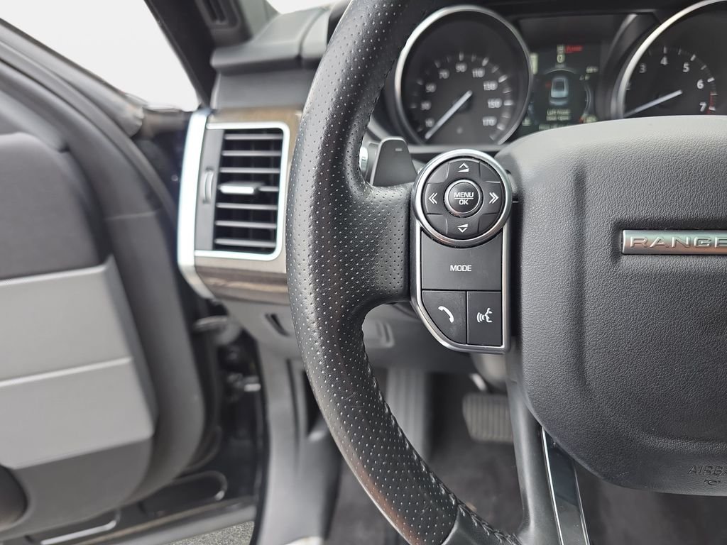 Used 2017 Black Land Rover 5.0L V8 Supercharged image 18