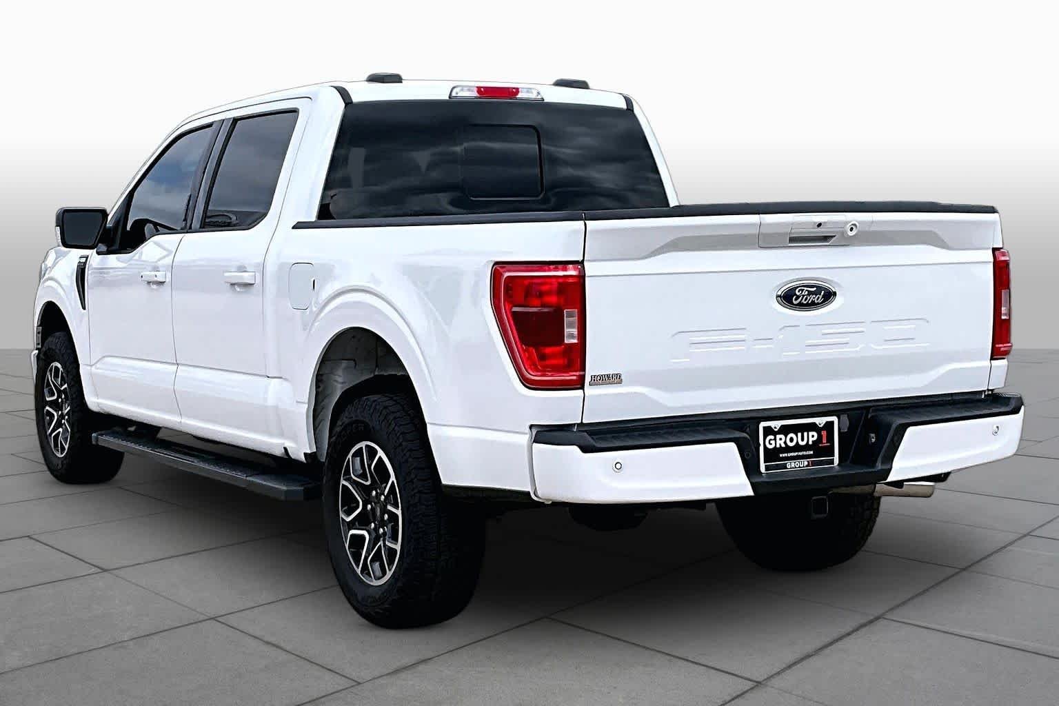 Used 2023 Oxford White Ford XLT image 10