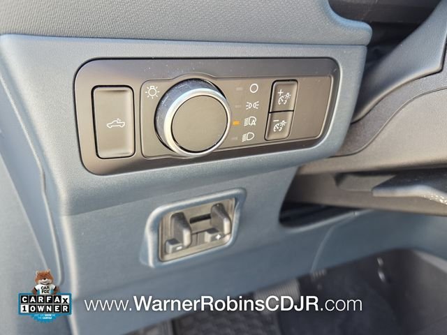 Used 2025 White Ford Lariat image 29