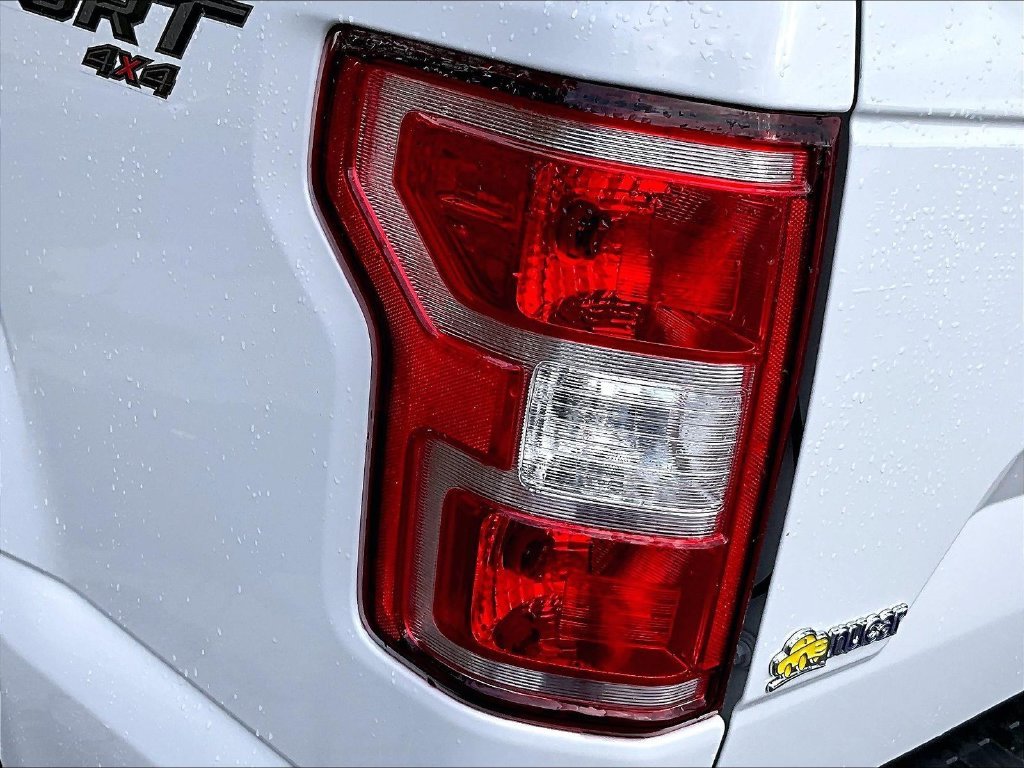 Used 2018 Oxford White Ford XL image 35