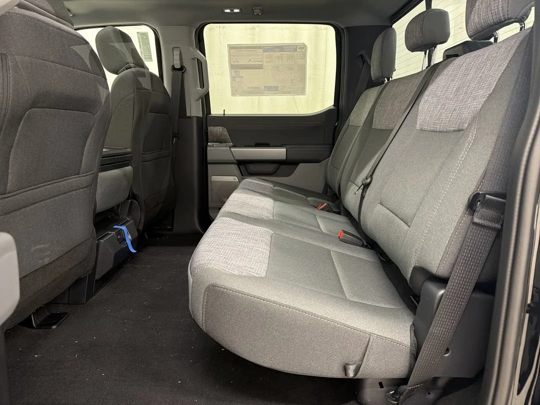New 2026 Agate Black Metallic Ford F-250® XLT image 19