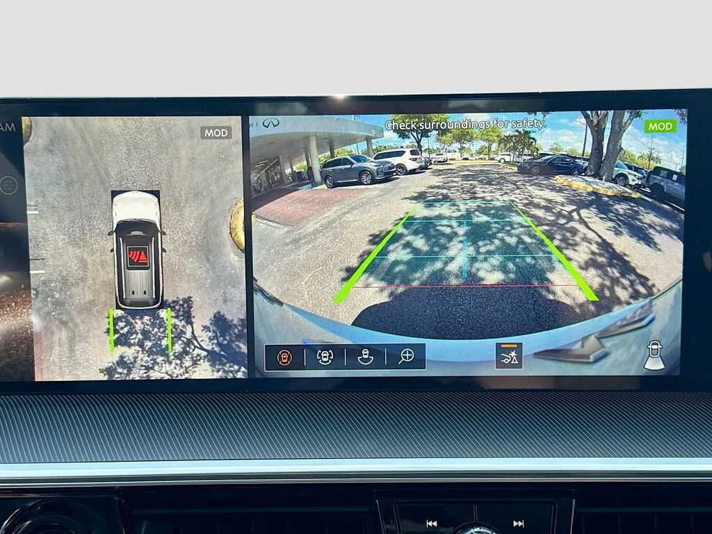 New 2026 RADIANT WHITE INFINITI Luxe 4WD image 14